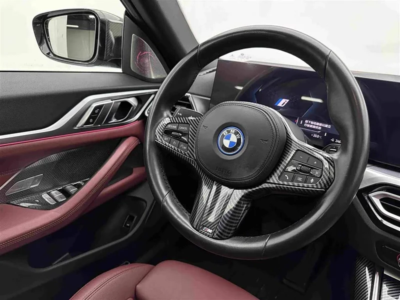 BMW i4 — фото 10