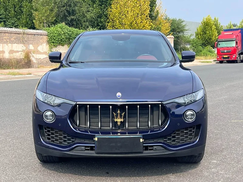 Maserati Levante — фото 2