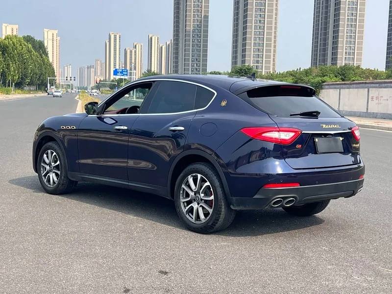Maserati Levante — фото 9