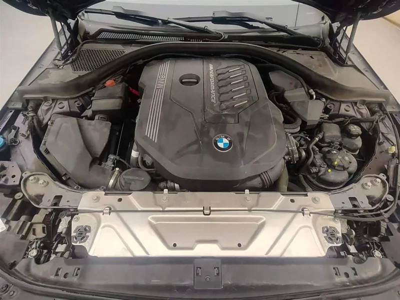 BMW M240i — фото 17