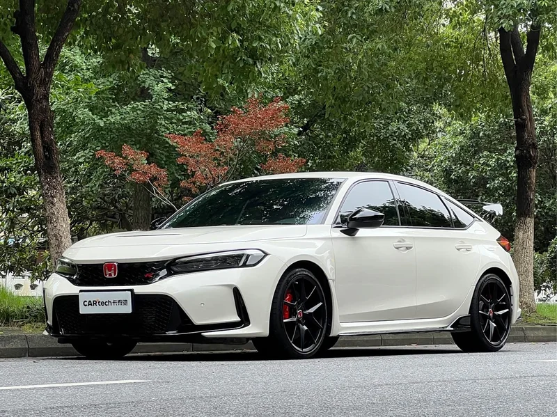 Honda Civic — фото 1