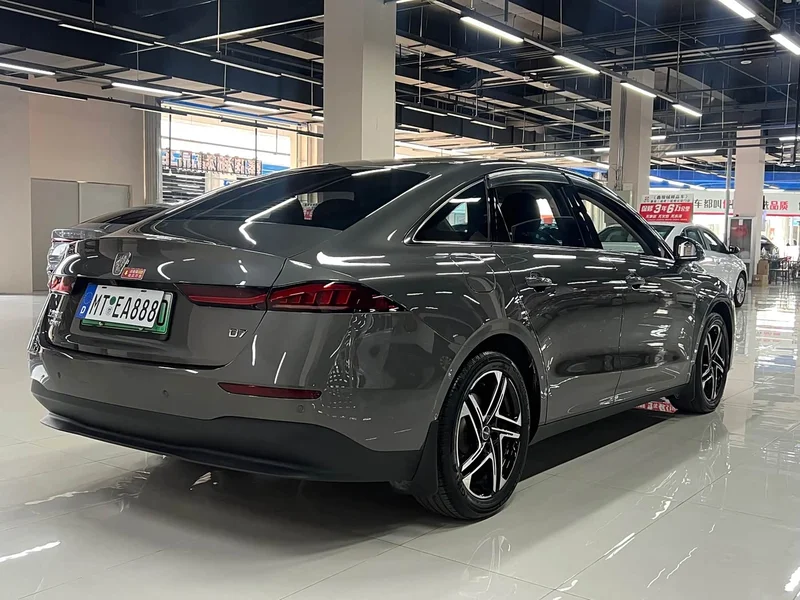 Roewe D7 — фото 9