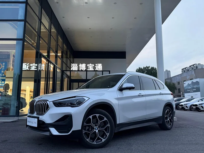 BMW X1 — фото 13