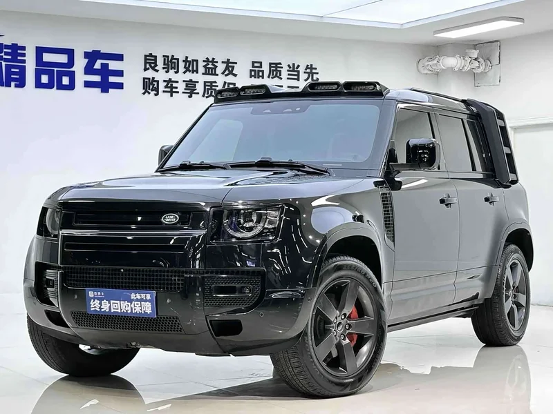 Land Rover Defender — фото 1