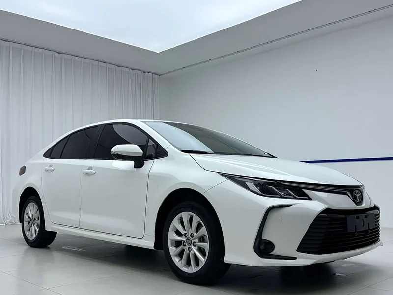 Toyota Corolla — фото 3