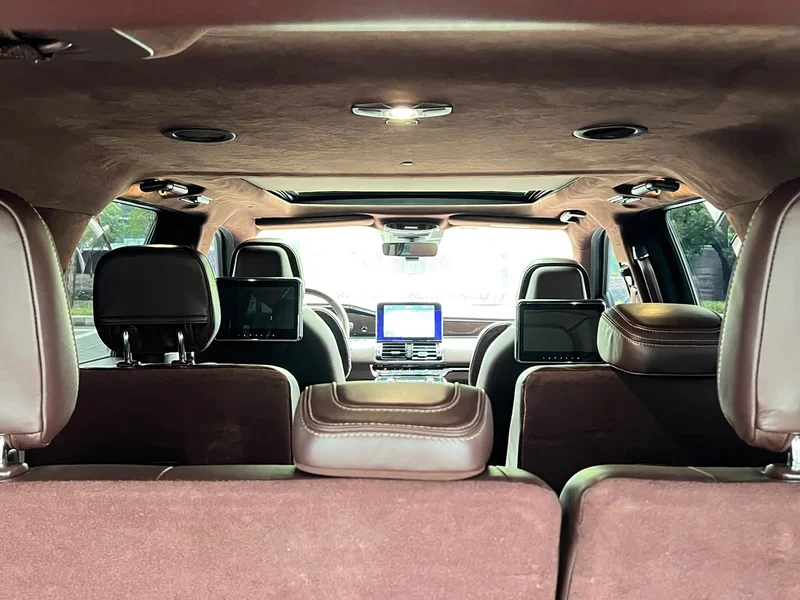 Lincoln Navigator — фото 11