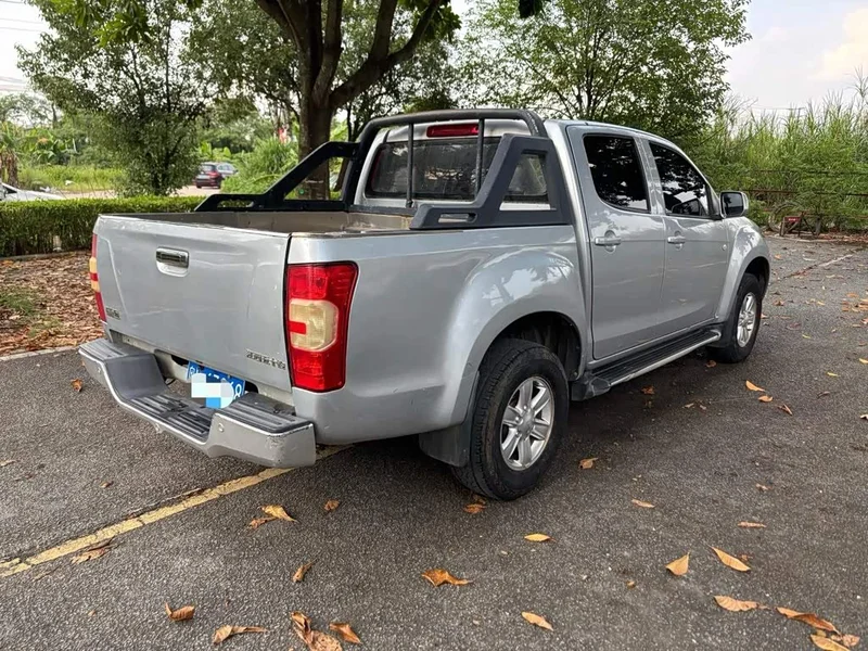 Isuzu RE-MAX Ruimai — фото 11