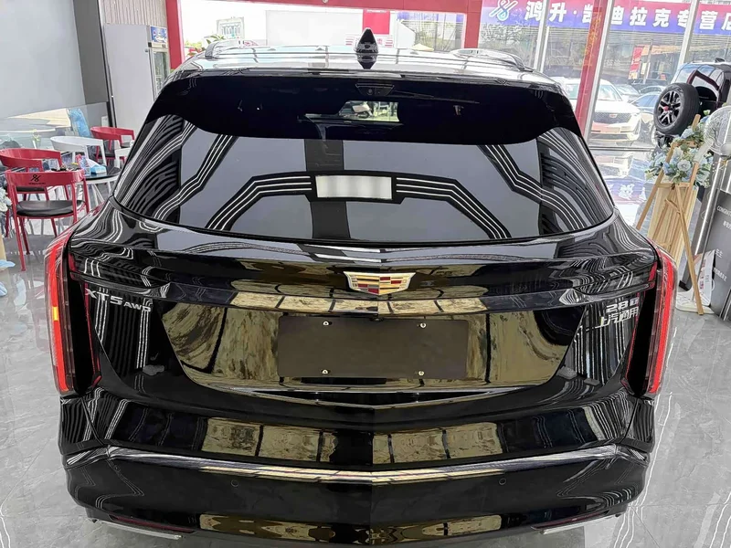 Cadillac XT5 — фото 17