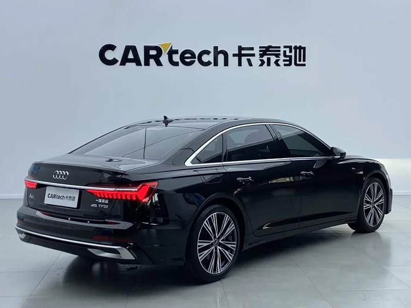 Audi A6L — фото 13