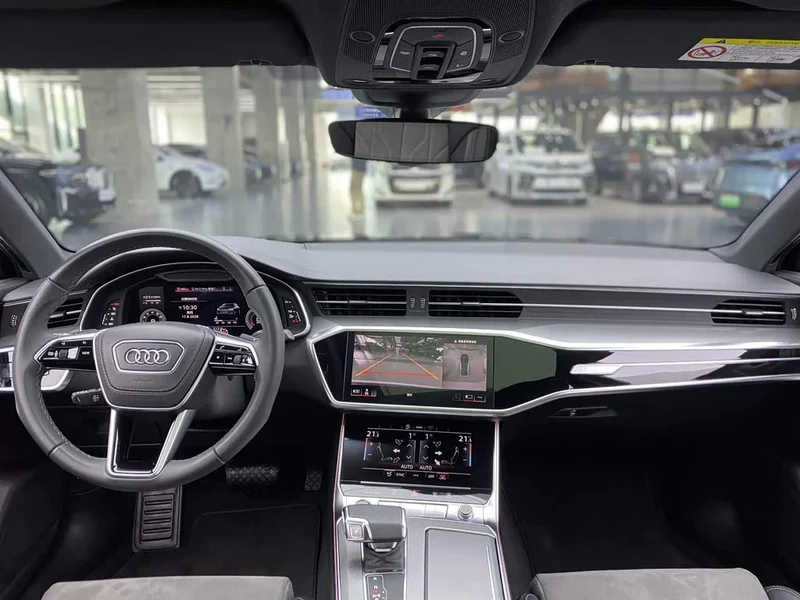 Audi A6L — фото 14