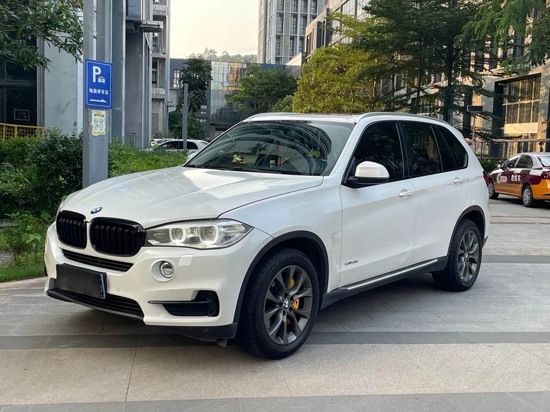 BMW X5 (Imported) — фото 1