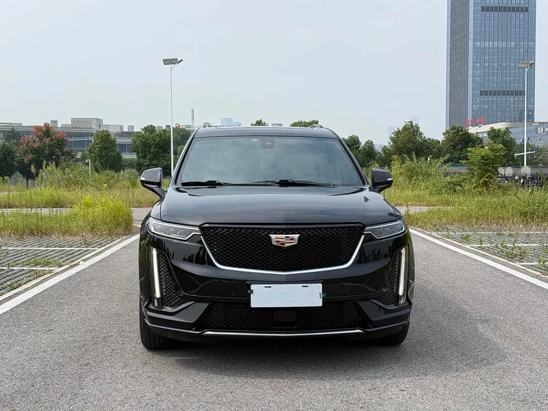 Cadillac XT6 — фото 2