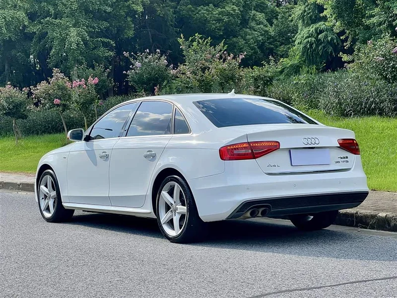 Audi A4L — фото 6