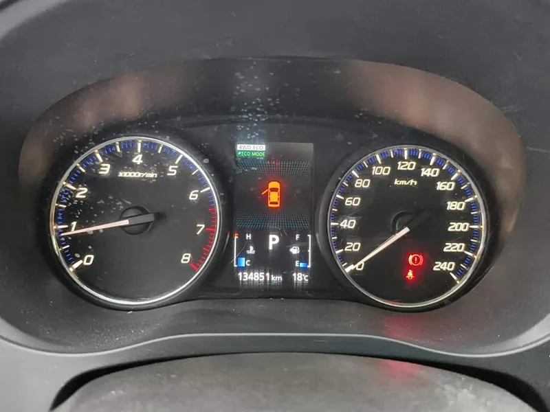 Mitsubishi Outlander — фото 14