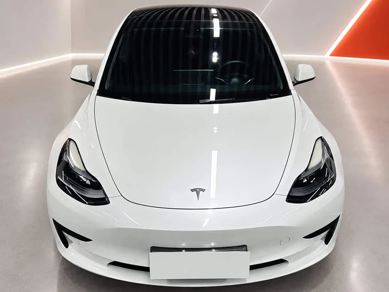 Tesla Model 3 — фото 2