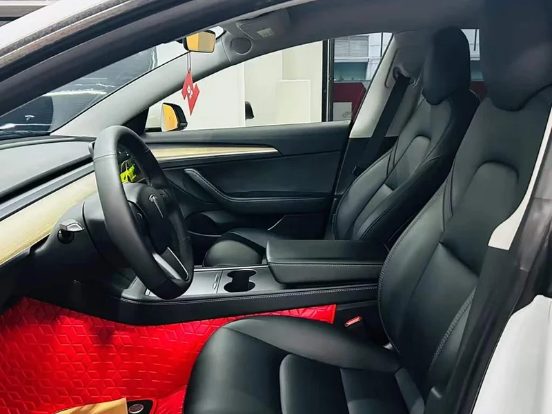 Tesla Model 3 — фото 8