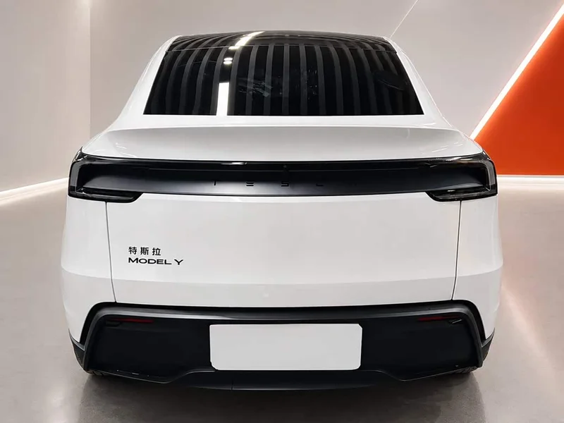 Tesla Model Y — фото 5