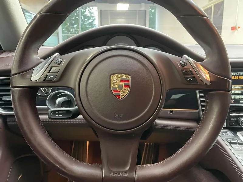 Porsche Panamera — фото 13