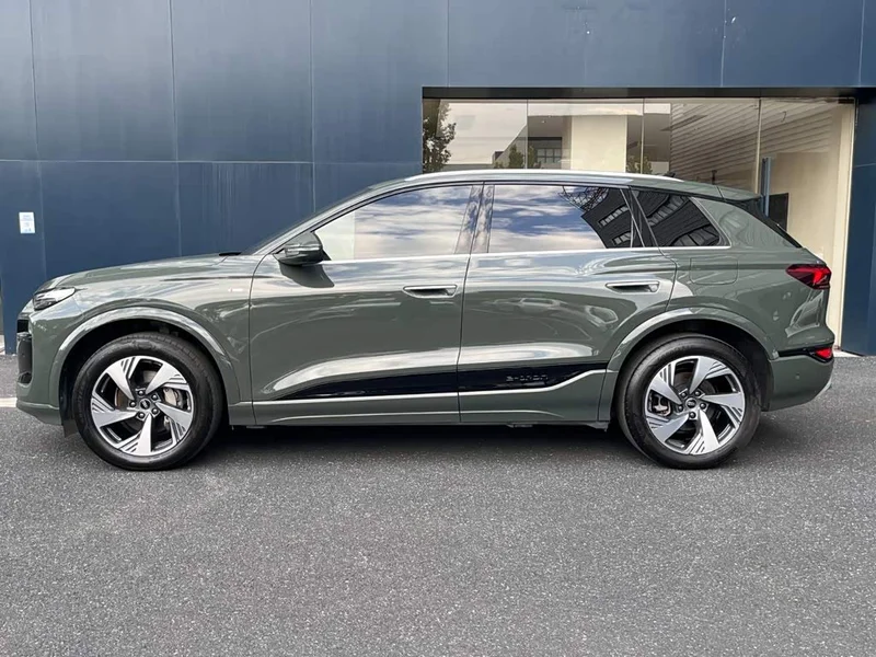 Audi Q6L e-tron — фото 4