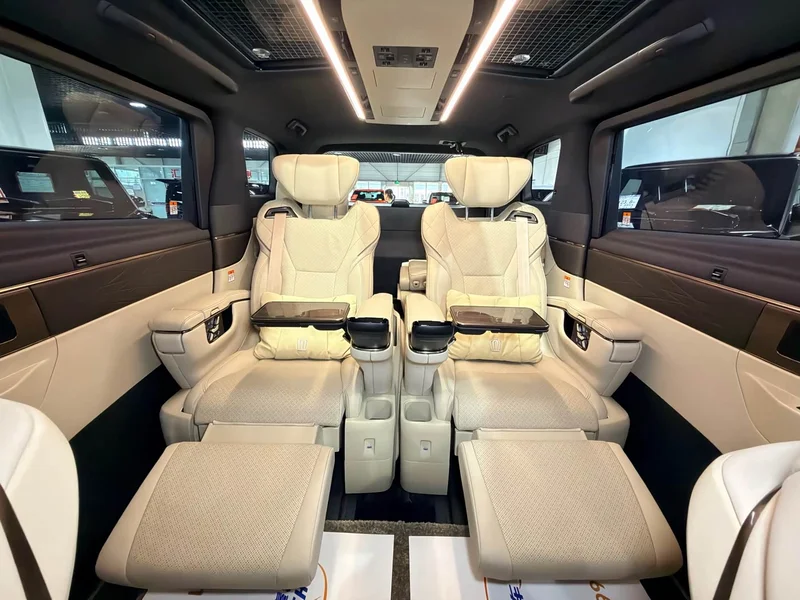 Toyota Vellfire — фото 12