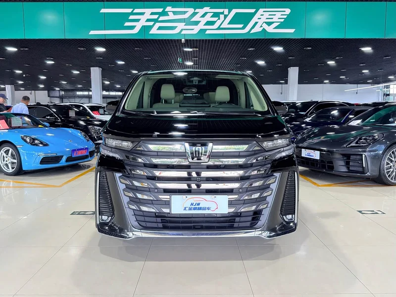 Toyota Vellfire — фото 2