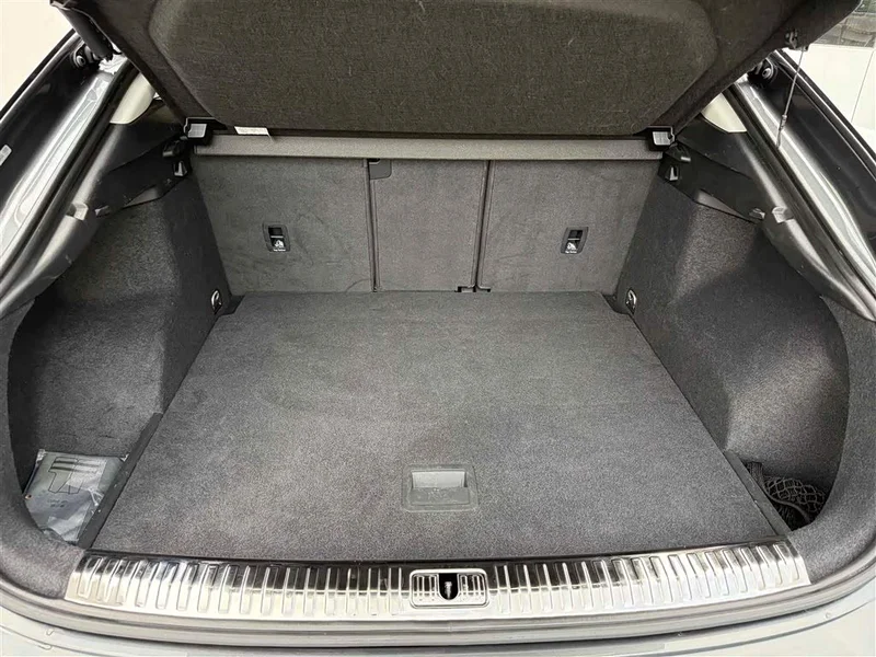 Audi Q3 Sportback — фото 9