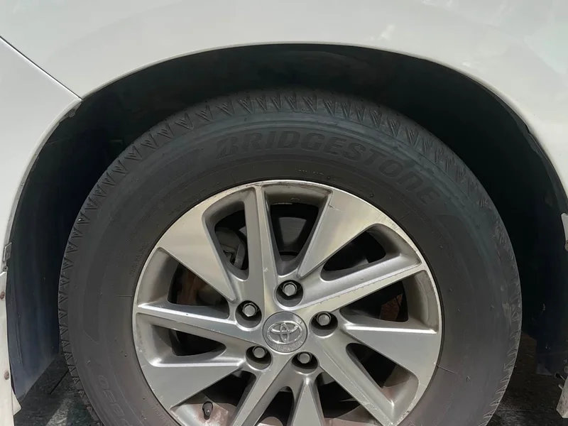 Toyota Alphard — фото 12