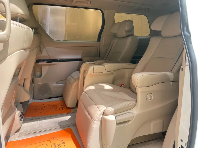 Toyota Alphard — фото 7