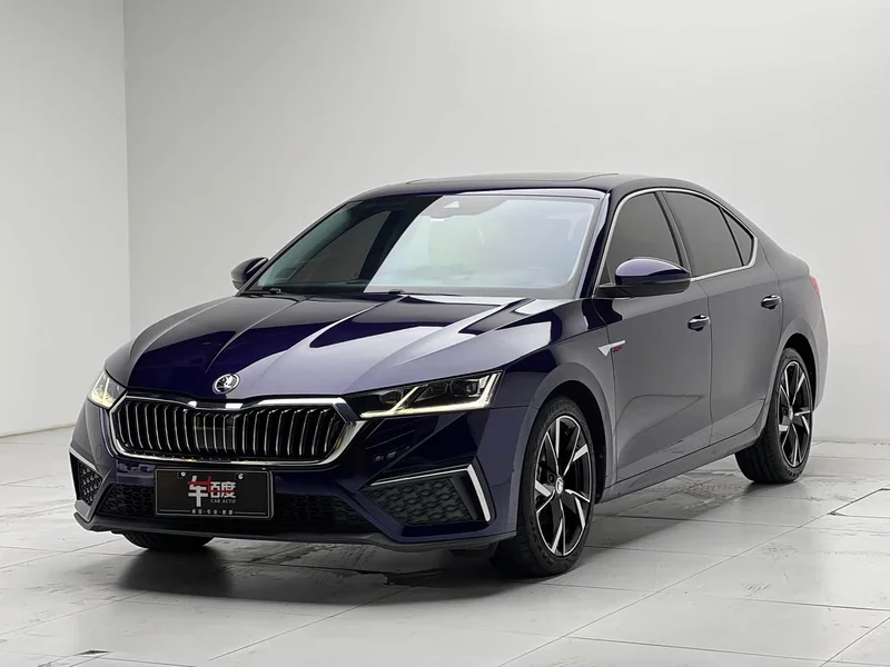 Volkswagen Octavia — фото 1