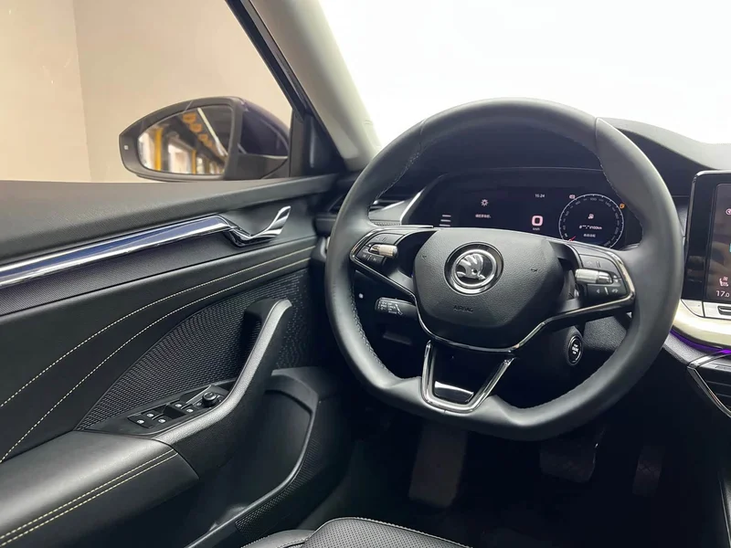 Volkswagen Octavia — фото 13