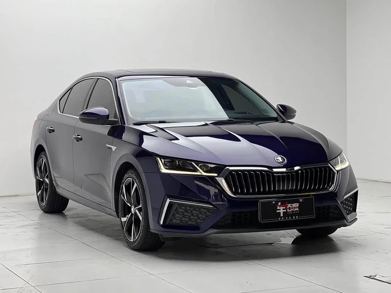 Volkswagen Octavia — фото 3