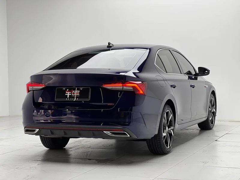 Volkswagen Octavia — фото 4