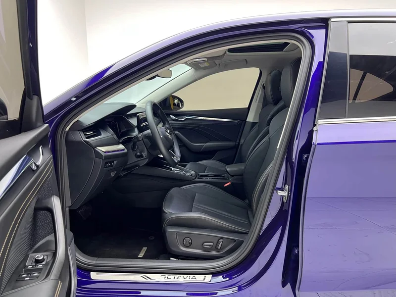 Volkswagen Octavia — фото 7