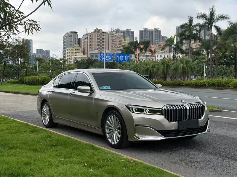 BMW 7-Series — фото 2