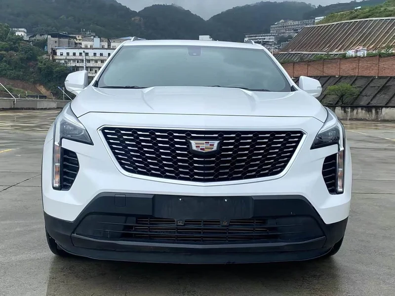 Cadillac XT4 — фото 2