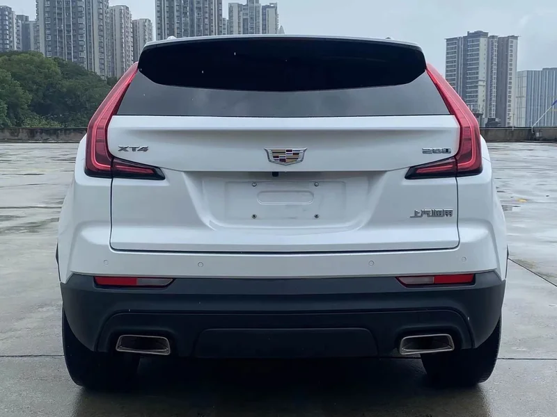 Cadillac XT4 — фото 4
