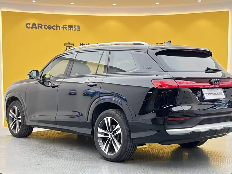 Audi Q6 — фото 5