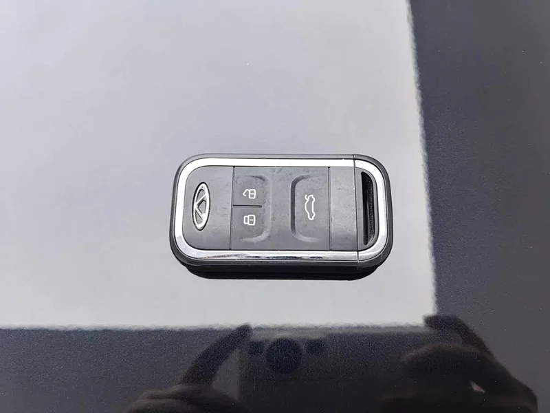 Chery Tiggo 8 — фото 19
