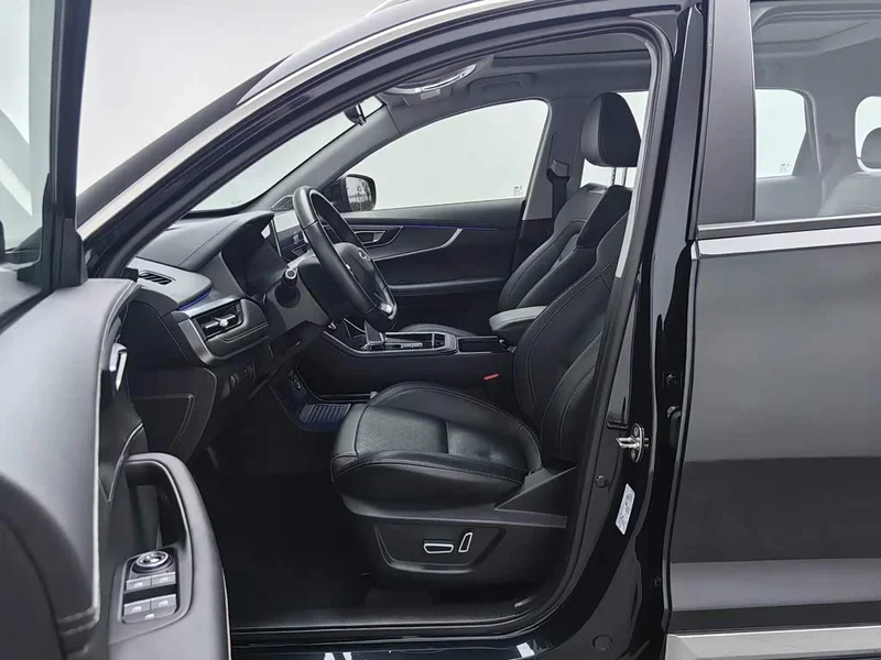 Chery Tiggo 8 — фото 10