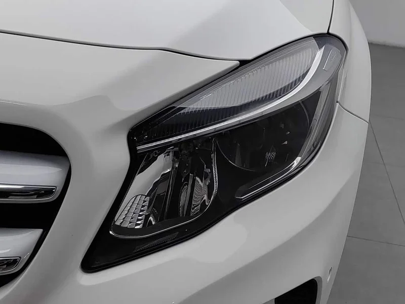 Mercedes-Benz GLA — фото 7