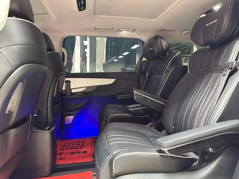 Roewe iMAX8 — фото 9