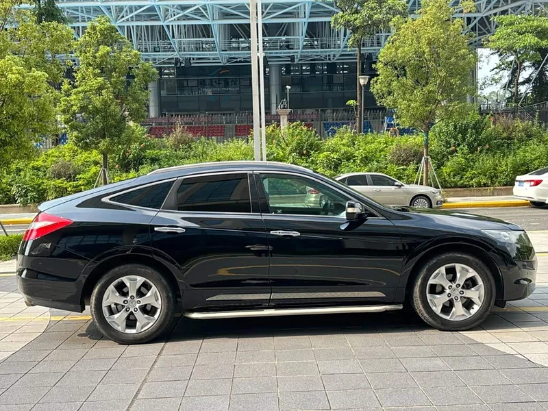 Honda Crosstour — фото 5