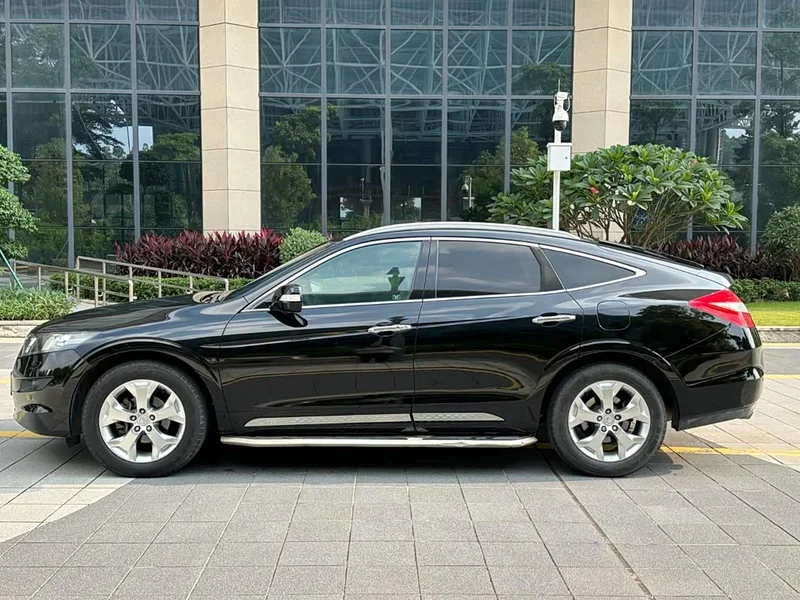 Honda Crosstour — фото 6