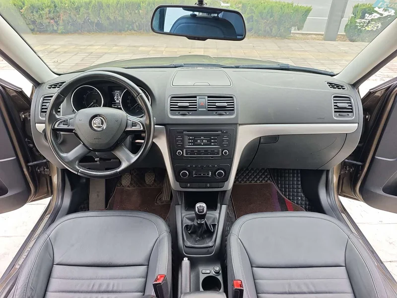 Skoda Yeti — фото 10