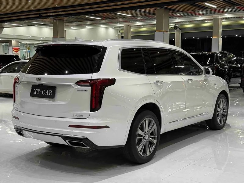 Cadillac XT6 — фото 4