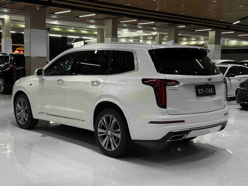 Cadillac XT6 — фото 6