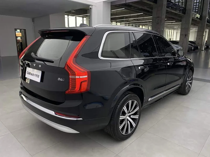 Volvo XC90 — фото 4