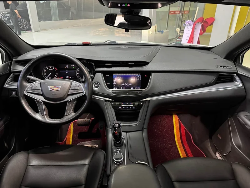 Cadillac XT5 — фото 5