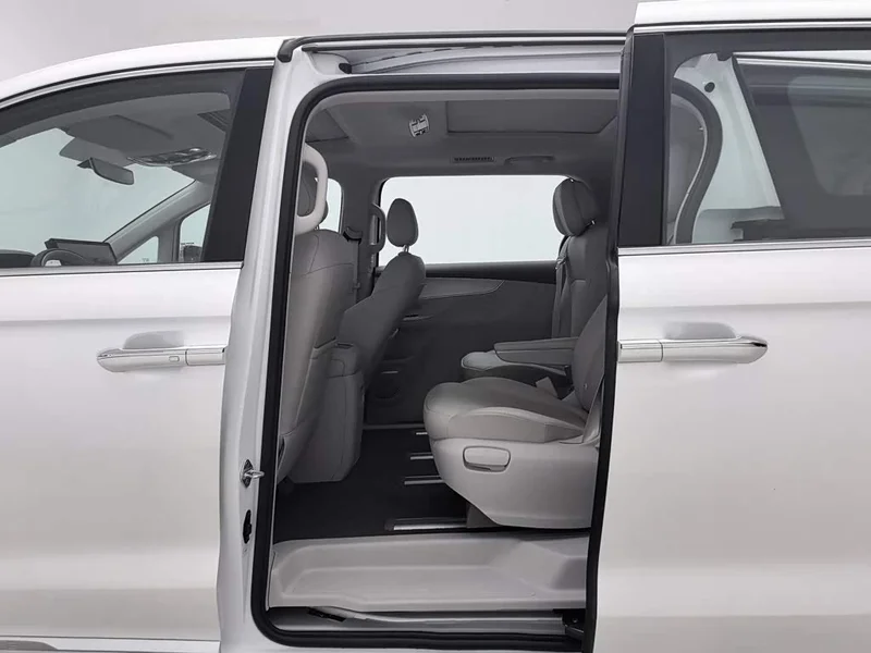 Roewe iMAX8 New Energy — фото 15