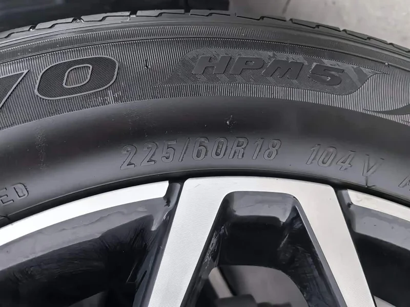 Roewe iMAX8 New Energy — фото 24